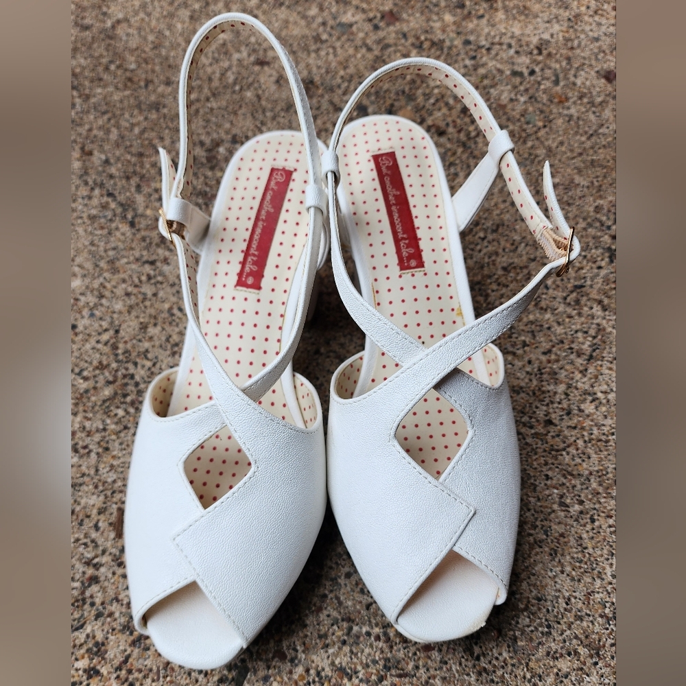 B.a.i.t. Brittany Sandal